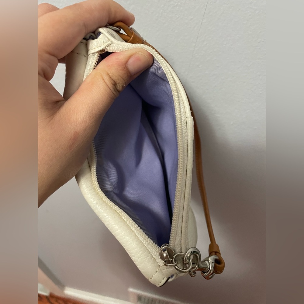 Coach Cream and Brown Leather Wristlet - Picture 6 of 9
